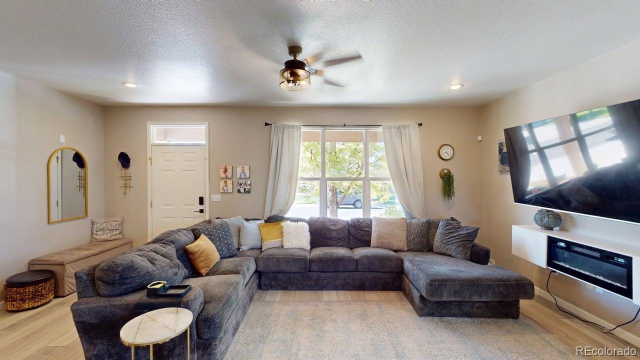 2372 Asoka Street Strasburg CO 80136