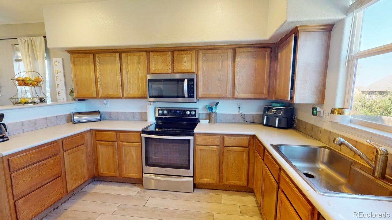 2372 Asoka Street Strasburg CO 80136