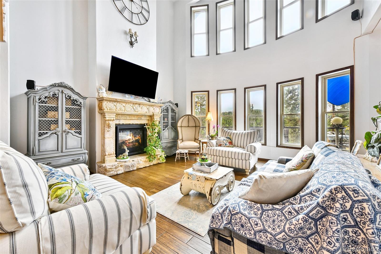 549 Mohawk Heights Florissant CO 80816