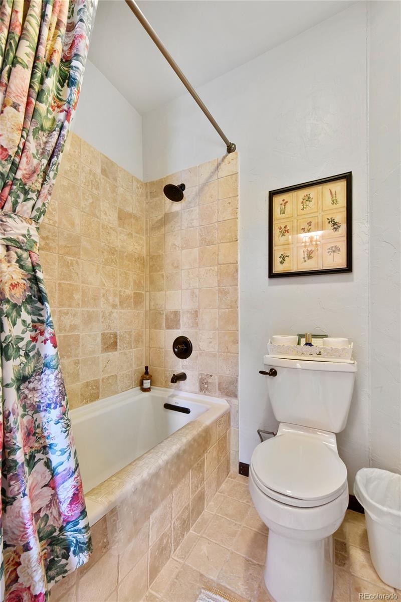 549 Mohawk Heights Florissant CO 80816