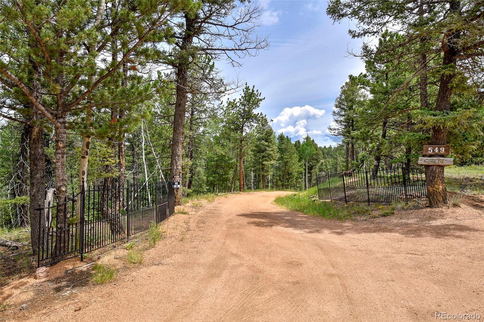 549 Mohawk Heights Florissant CO 80816