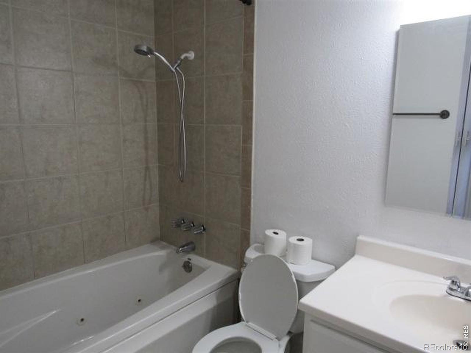 2551 S Hoyt Court Lakewood CO 80227