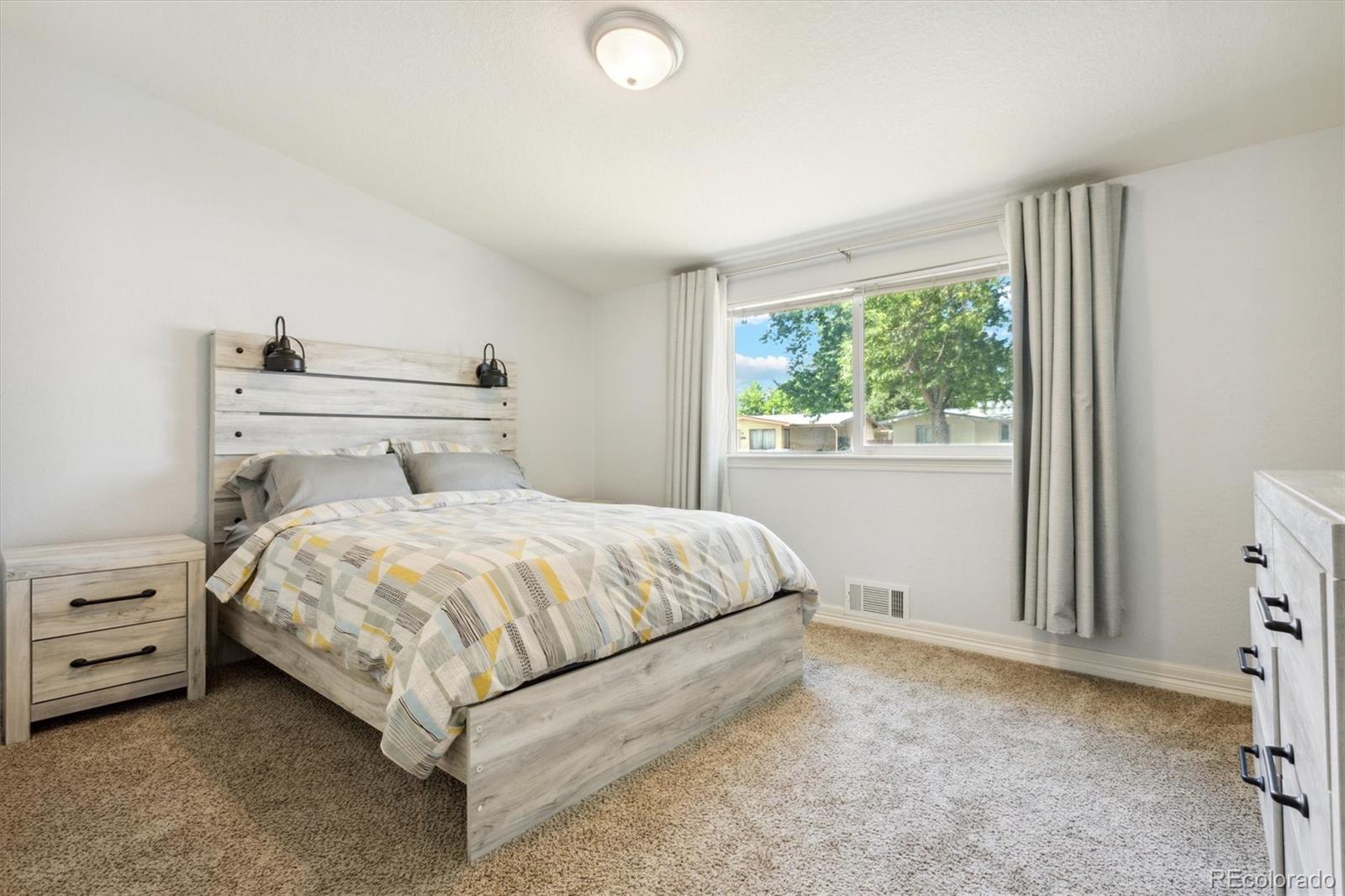 7880 Valley View Drive Denver CO 80221