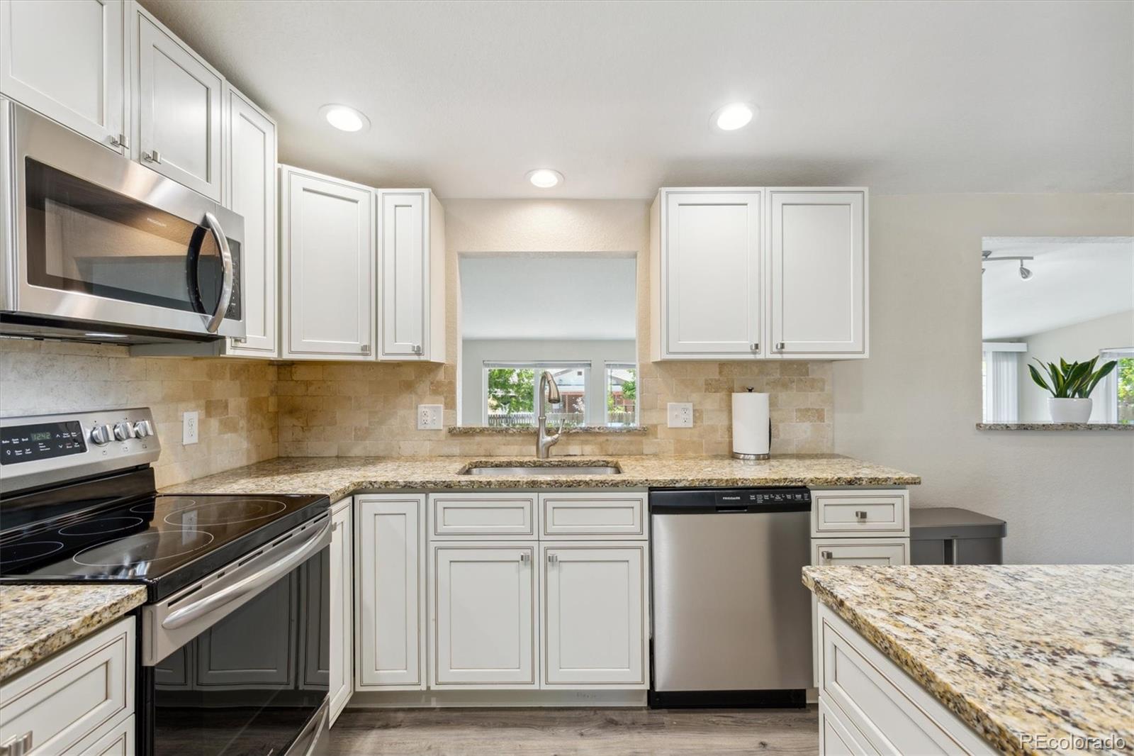 7880 Valley View Drive Denver CO 80221