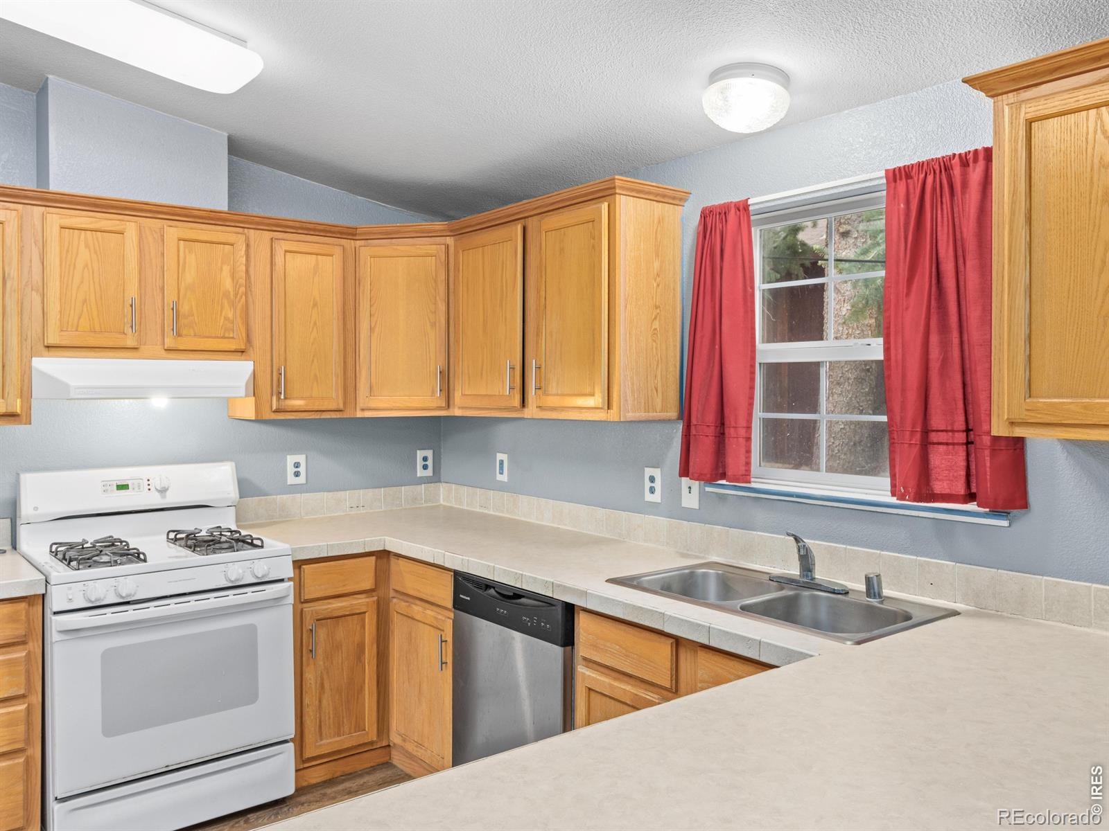 270 River Fork Road Drake CO 80515