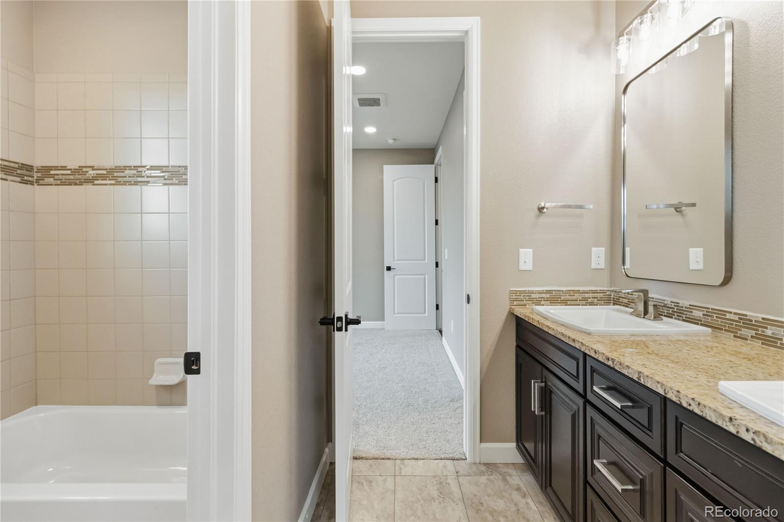 7878 S Valleyhead Way Aurora CO 80016