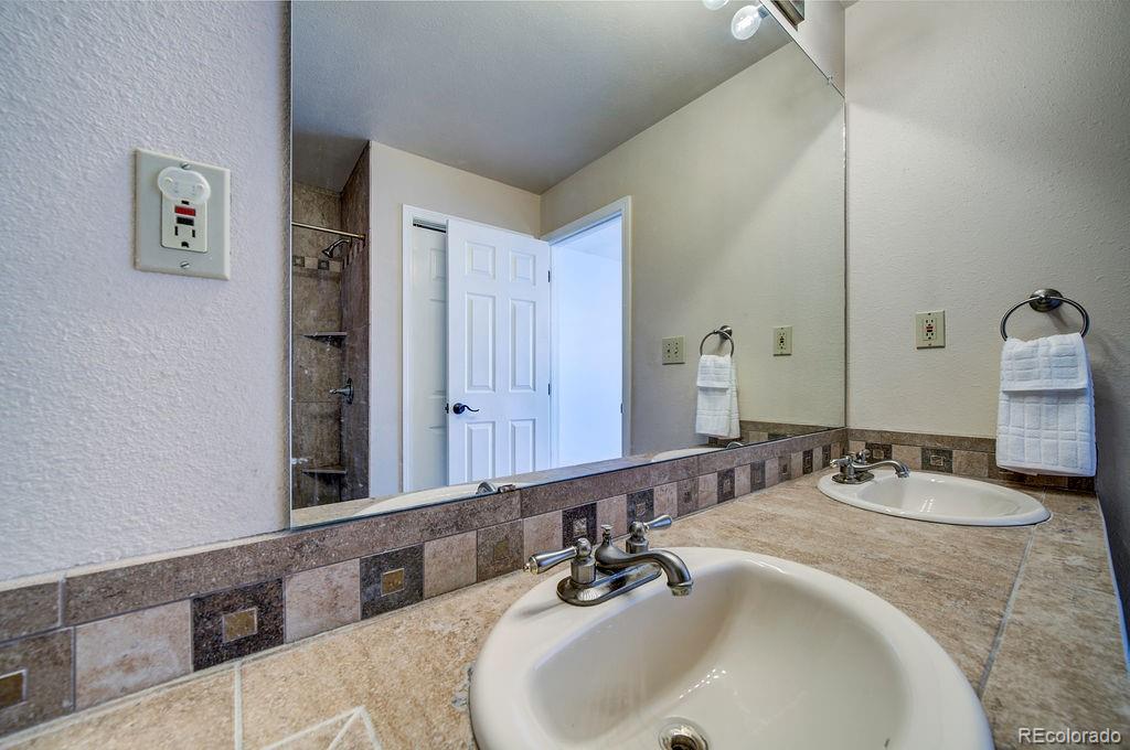 7293 W Lakeside Drive Littleton CO 80125