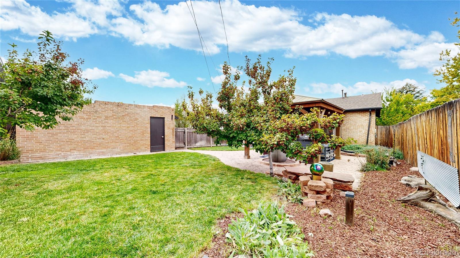 940 Grape Street Denver CO 80220