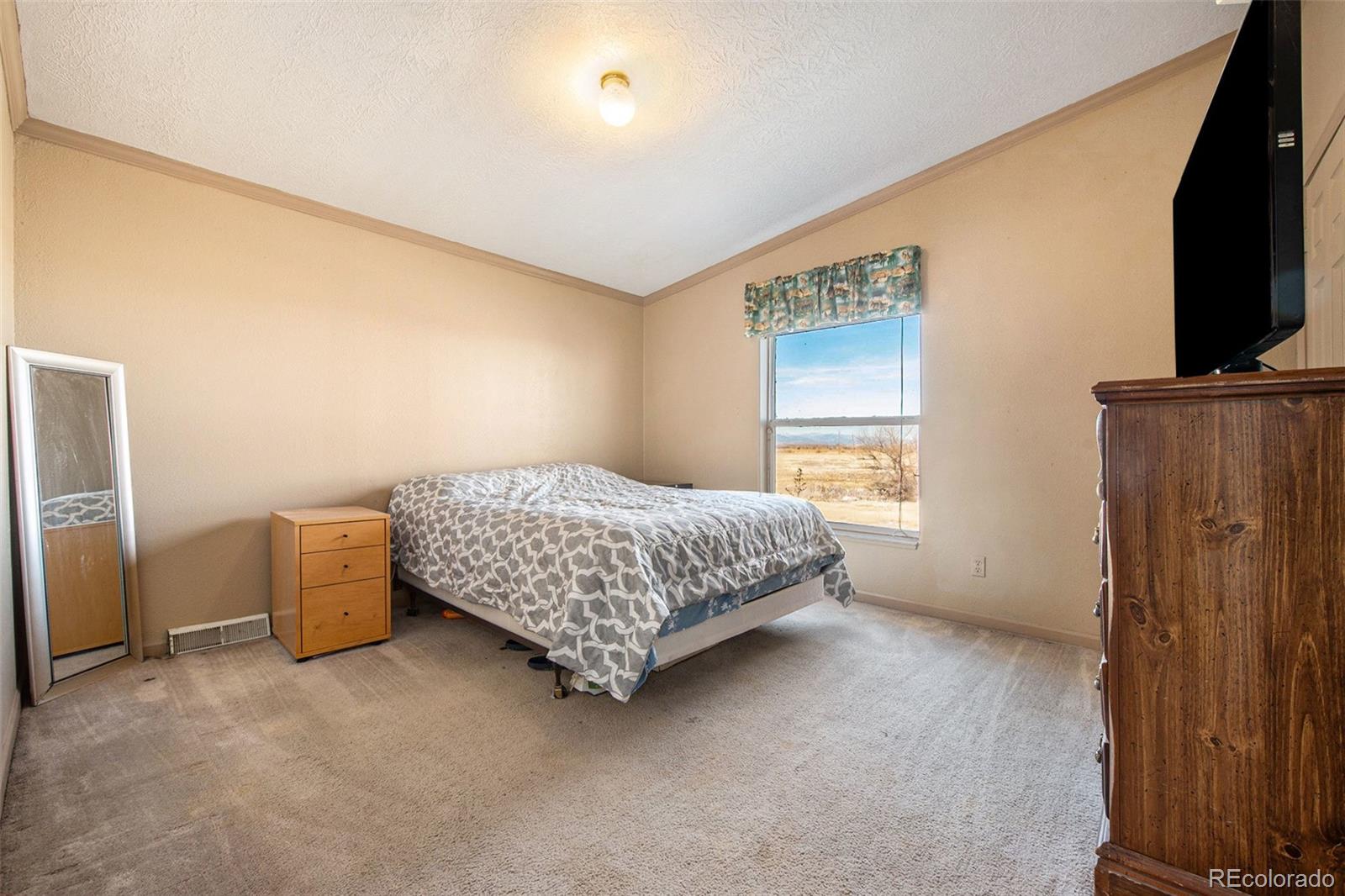 2832 County Road 20 Longmont CO 80504