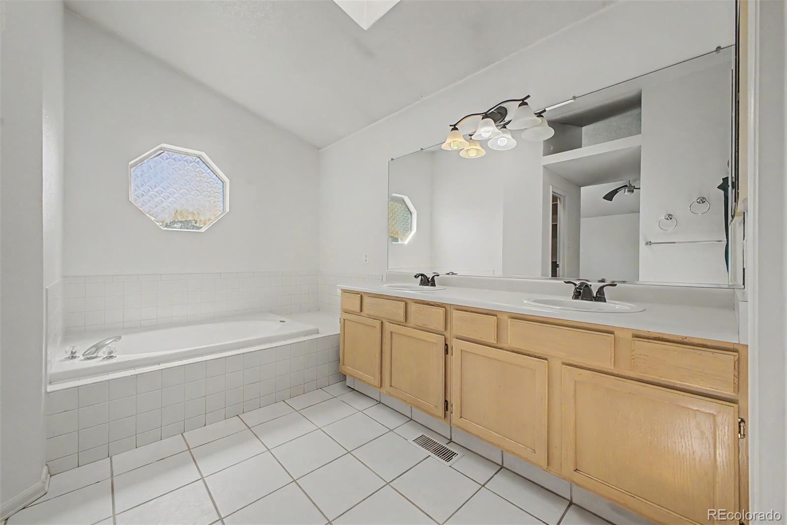 5561 E 117th Avenue Thornton CO 80233