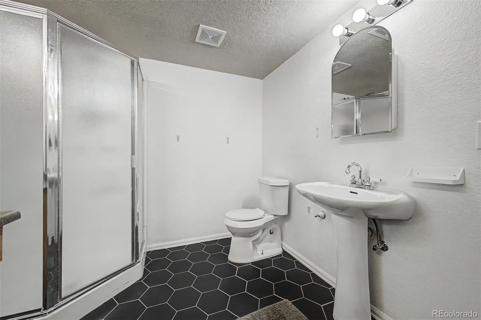 5561 E 117th Avenue Thornton CO 80233