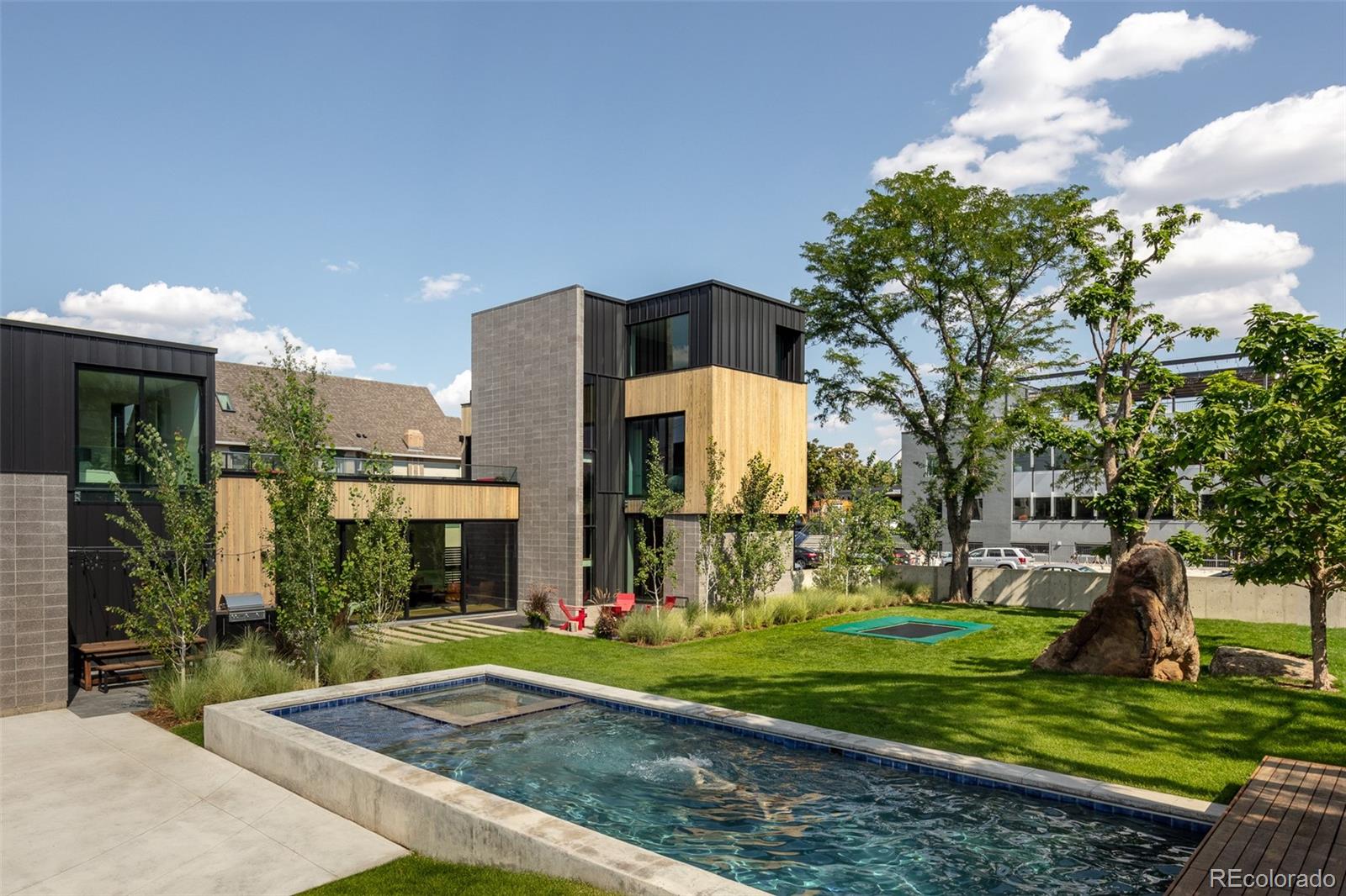 3011 Lawrence Street Denver CO 80205