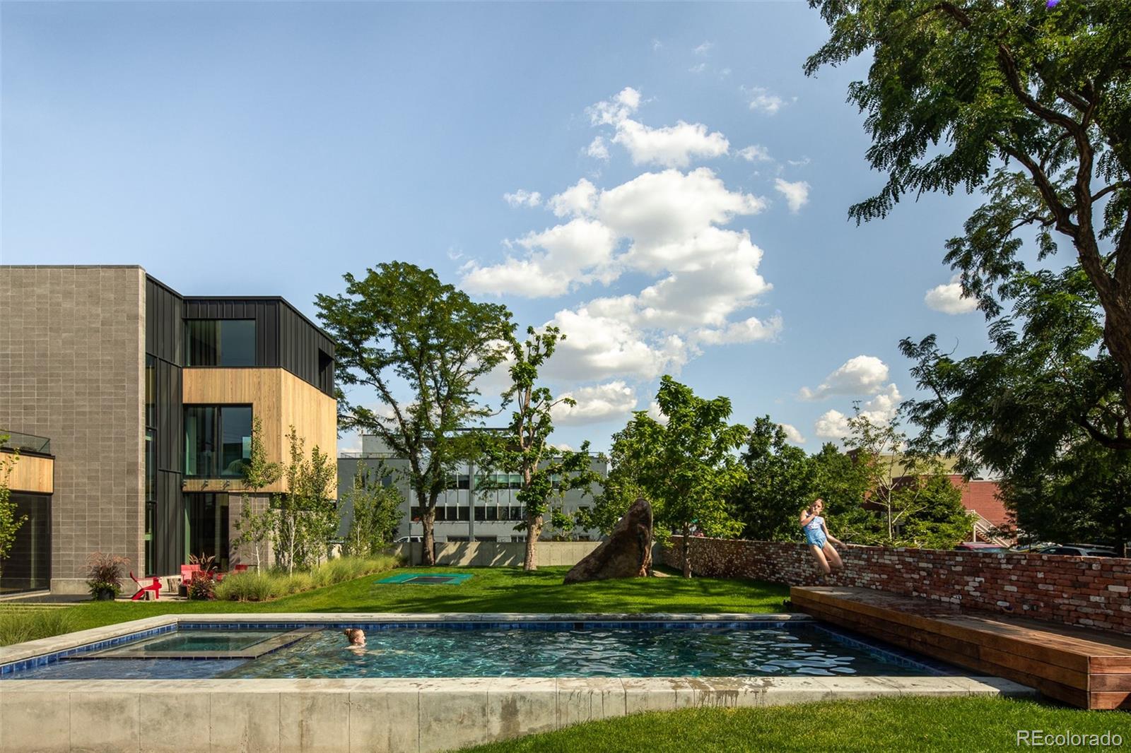 3011 Lawrence Street Denver CO 80205