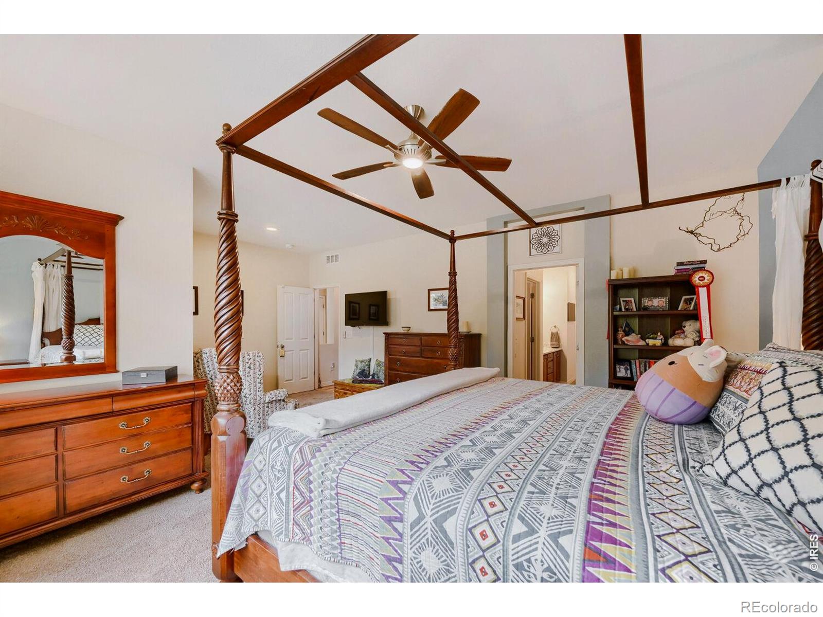 537 Peregrine Circle Longmont CO 80504
