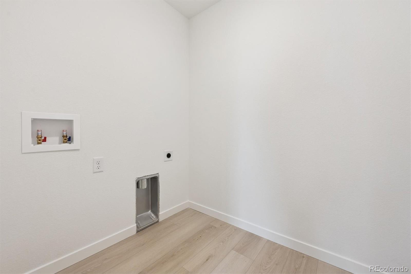 25020 E Pacific Avenue Aurora CO 80018