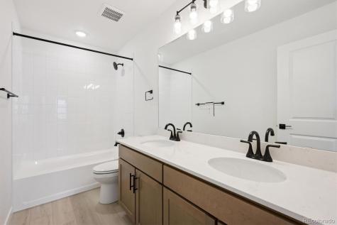 25020 E Pacific Avenue Aurora CO 80018