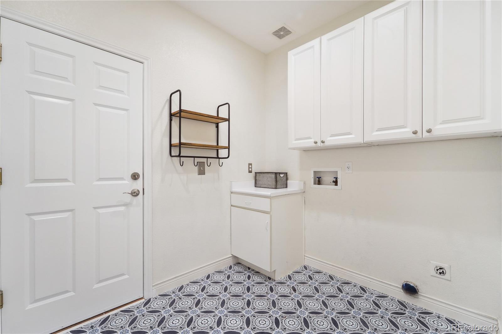 2120 Pintail Drive Longmont CO 80504