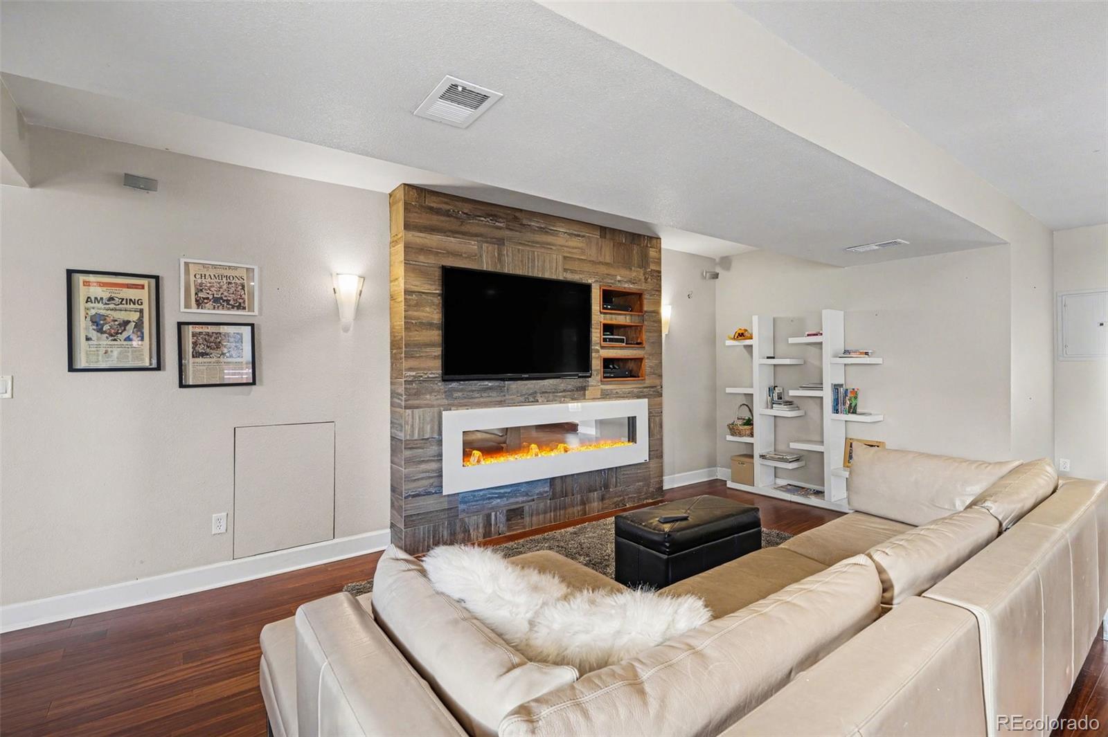 26 Lindenwood Drive Littleton CO 80120