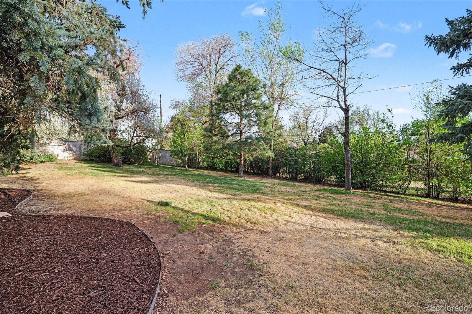 26 Lindenwood Drive Littleton CO 80120