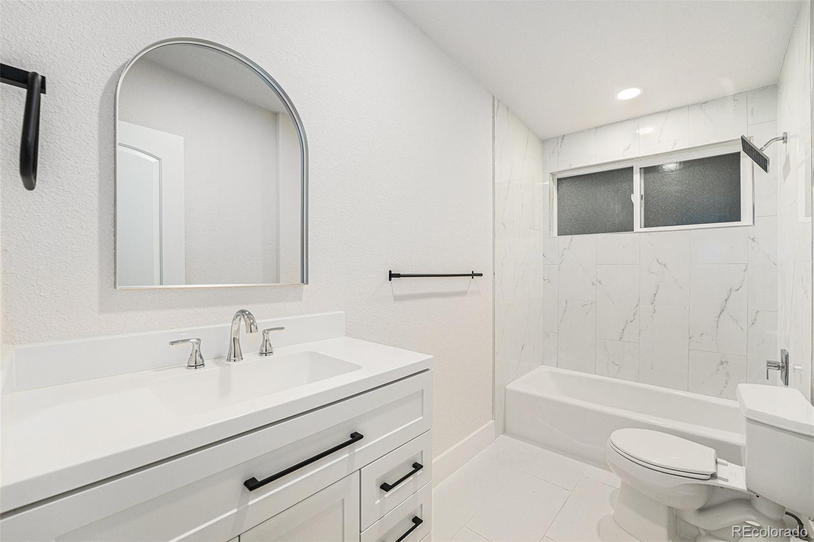2989 E Cresthill Avenue Centennial CO 80121