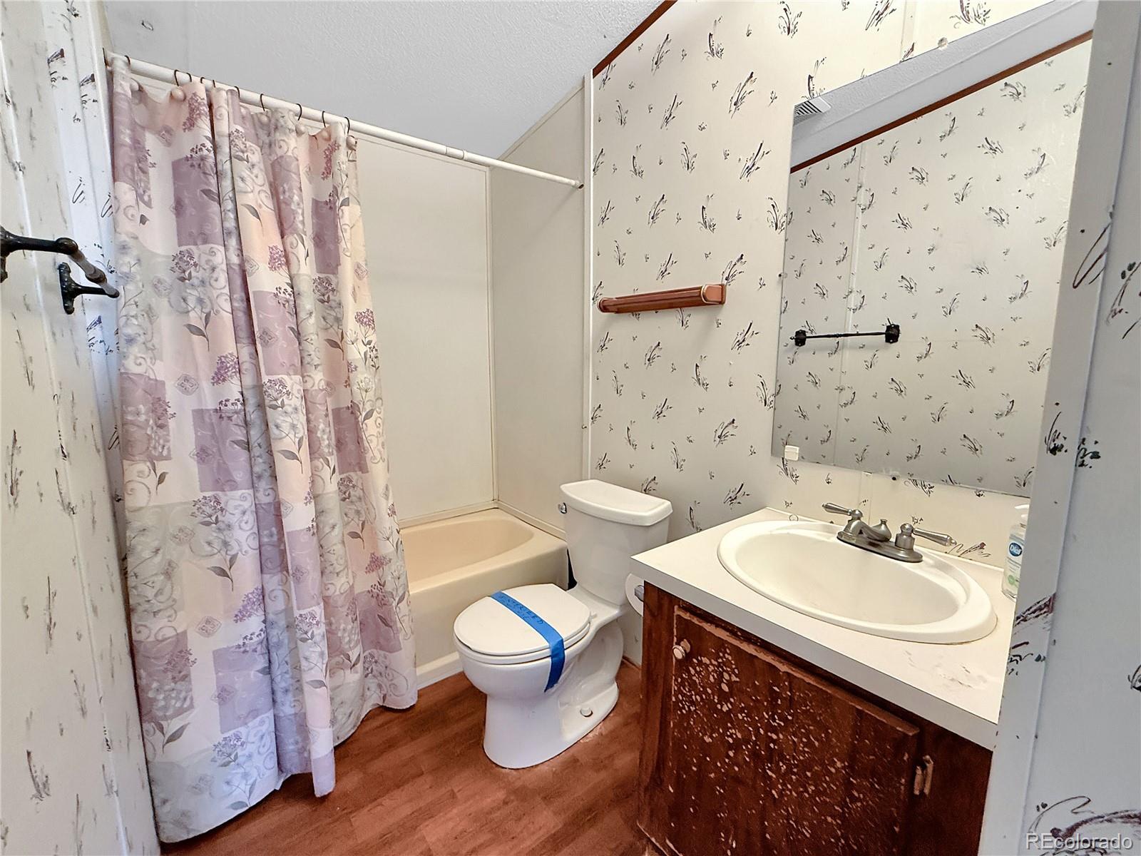 104 Pine Street Arriba CO 80804