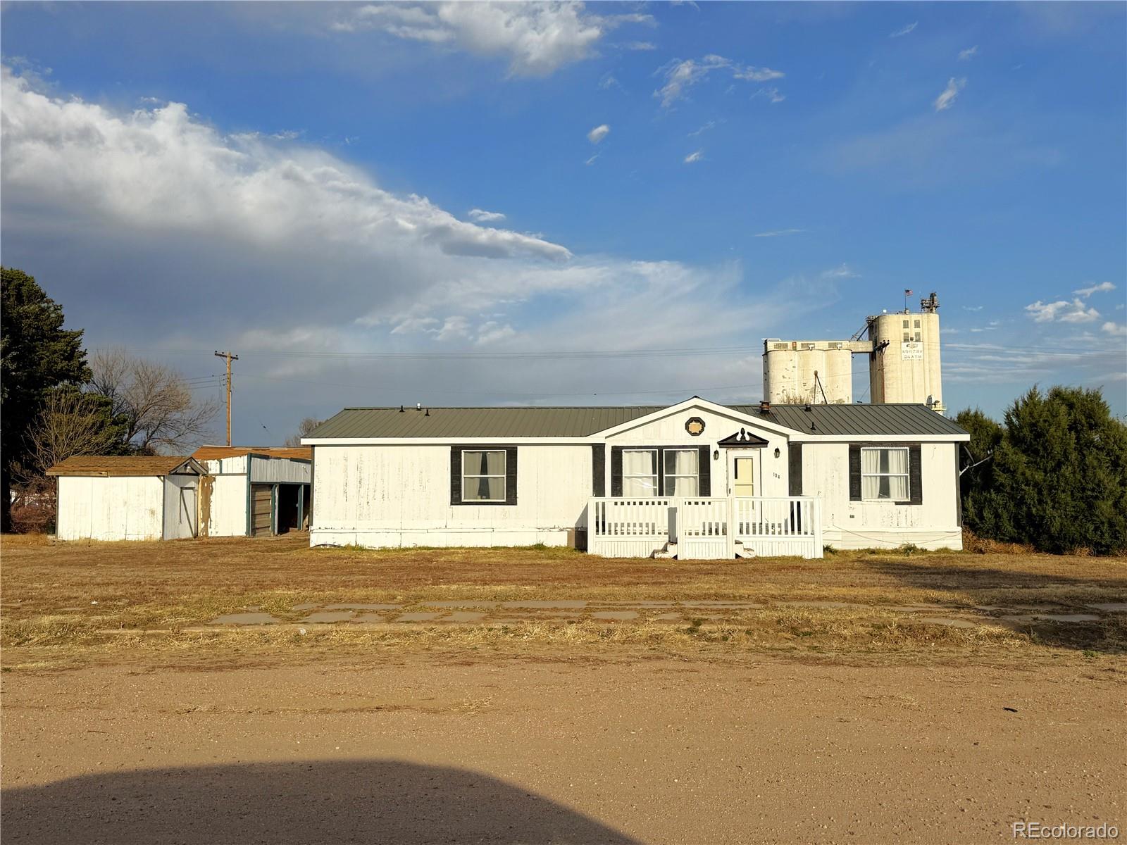 104 Pine Street Arriba CO 80804