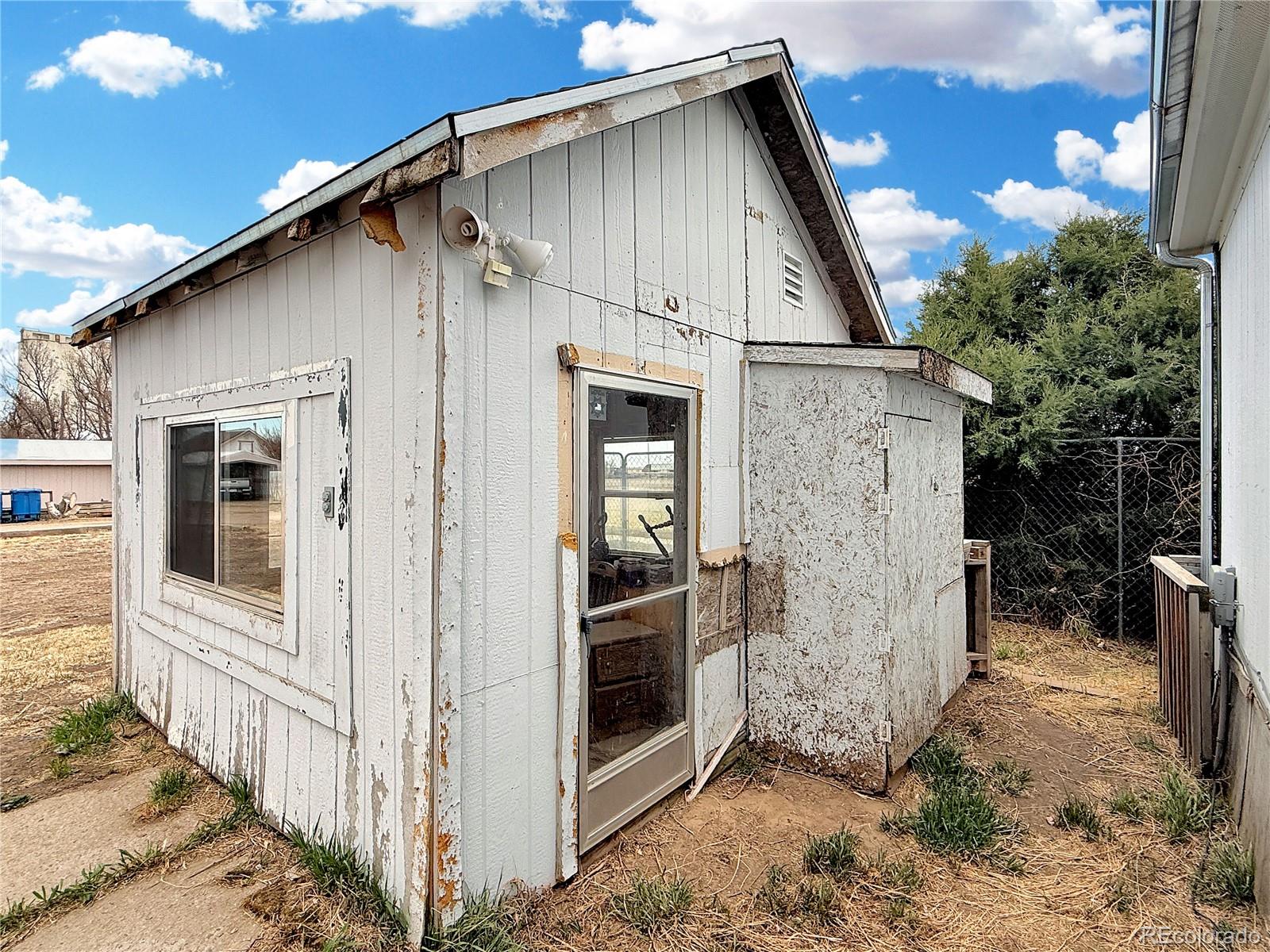 104 Pine Street Arriba CO 80804
