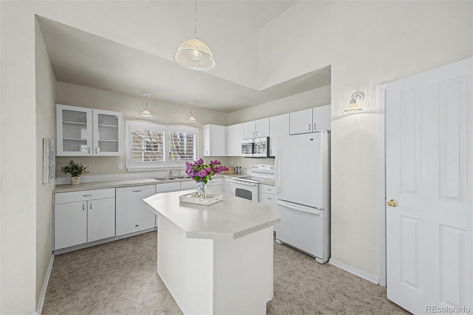 3851 Oakwood Drive Longmont CO 80503