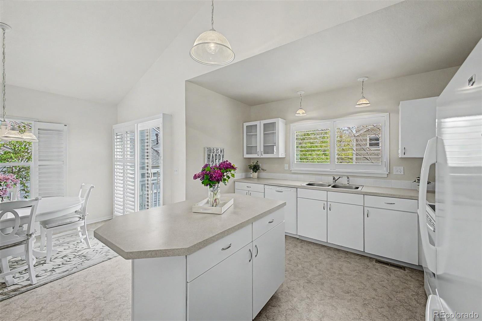 3851 Oakwood Drive Longmont CO 80503