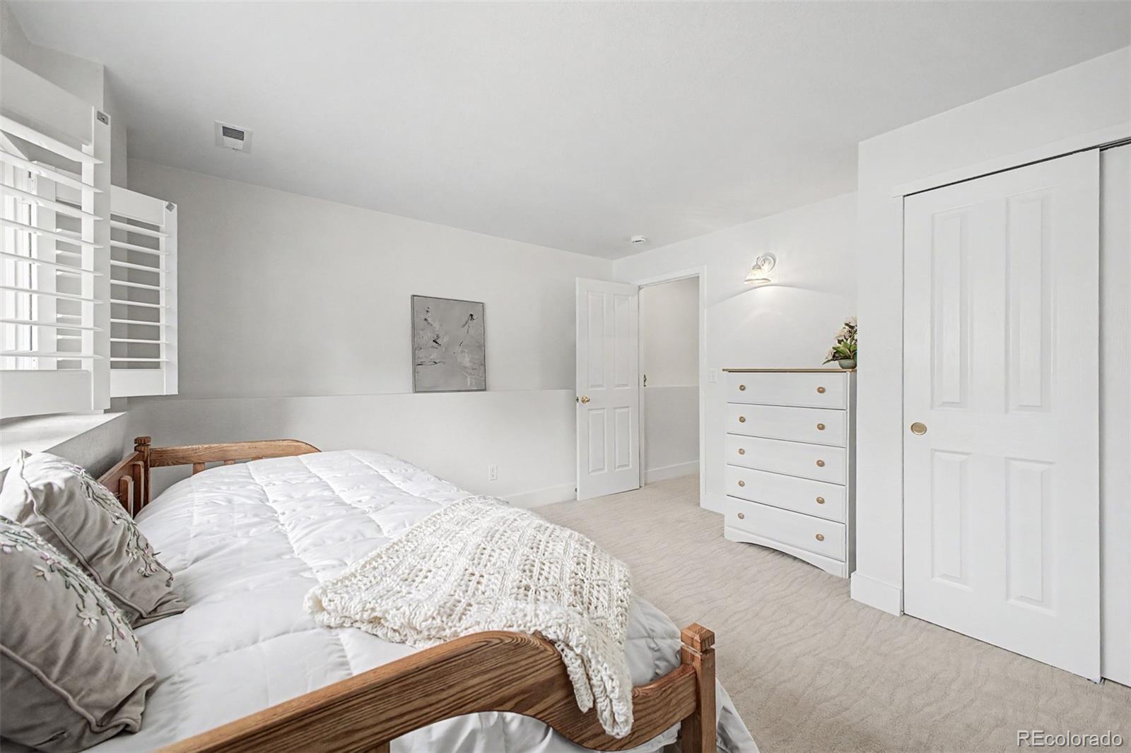 3851 Oakwood Drive Longmont CO 80503