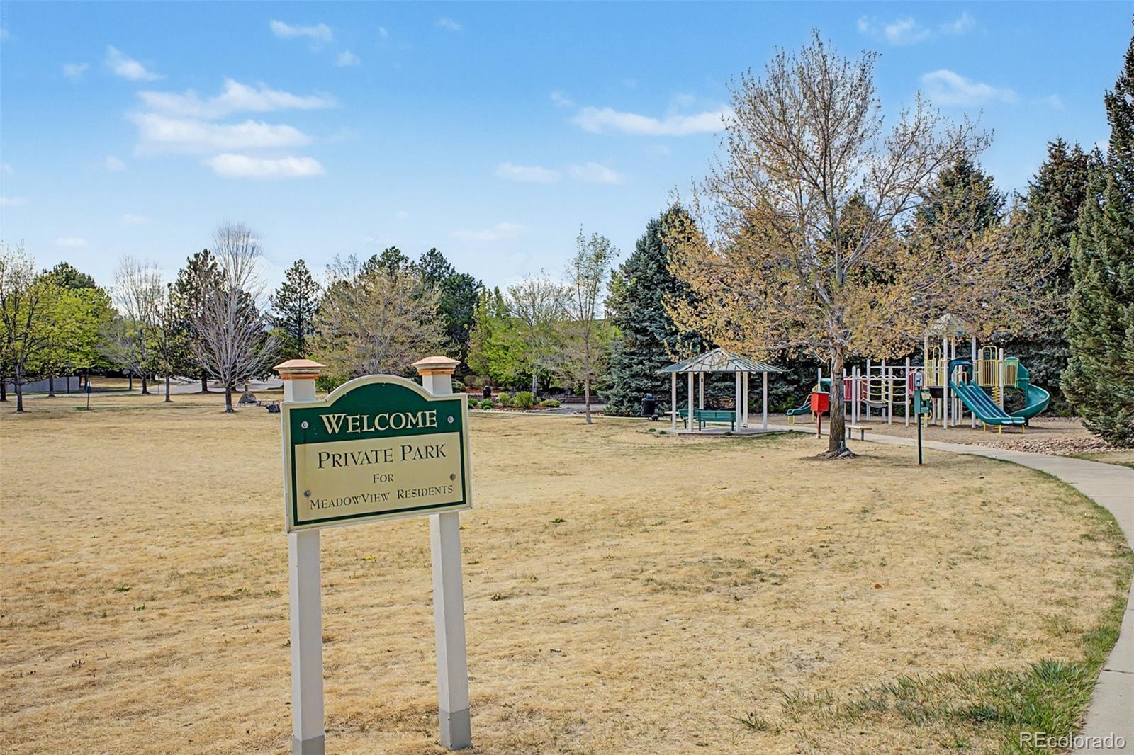 3851 Oakwood Drive Longmont CO 80503