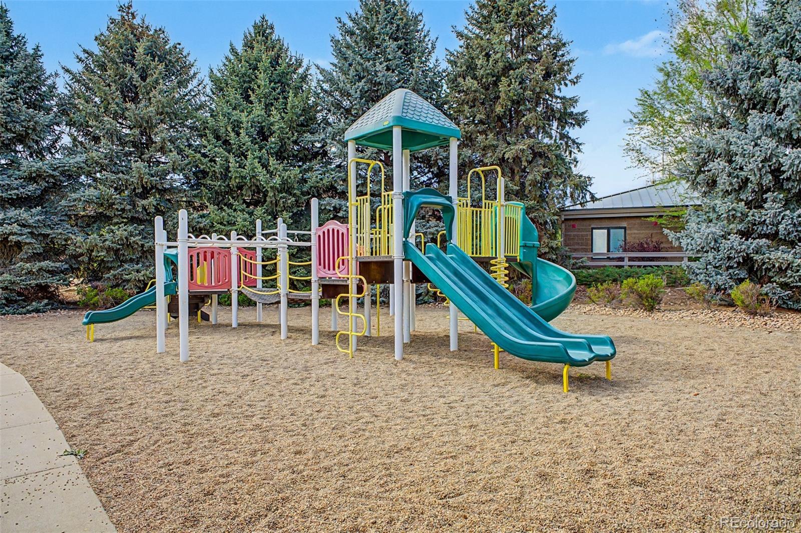 3851 Oakwood Drive Longmont CO 80503