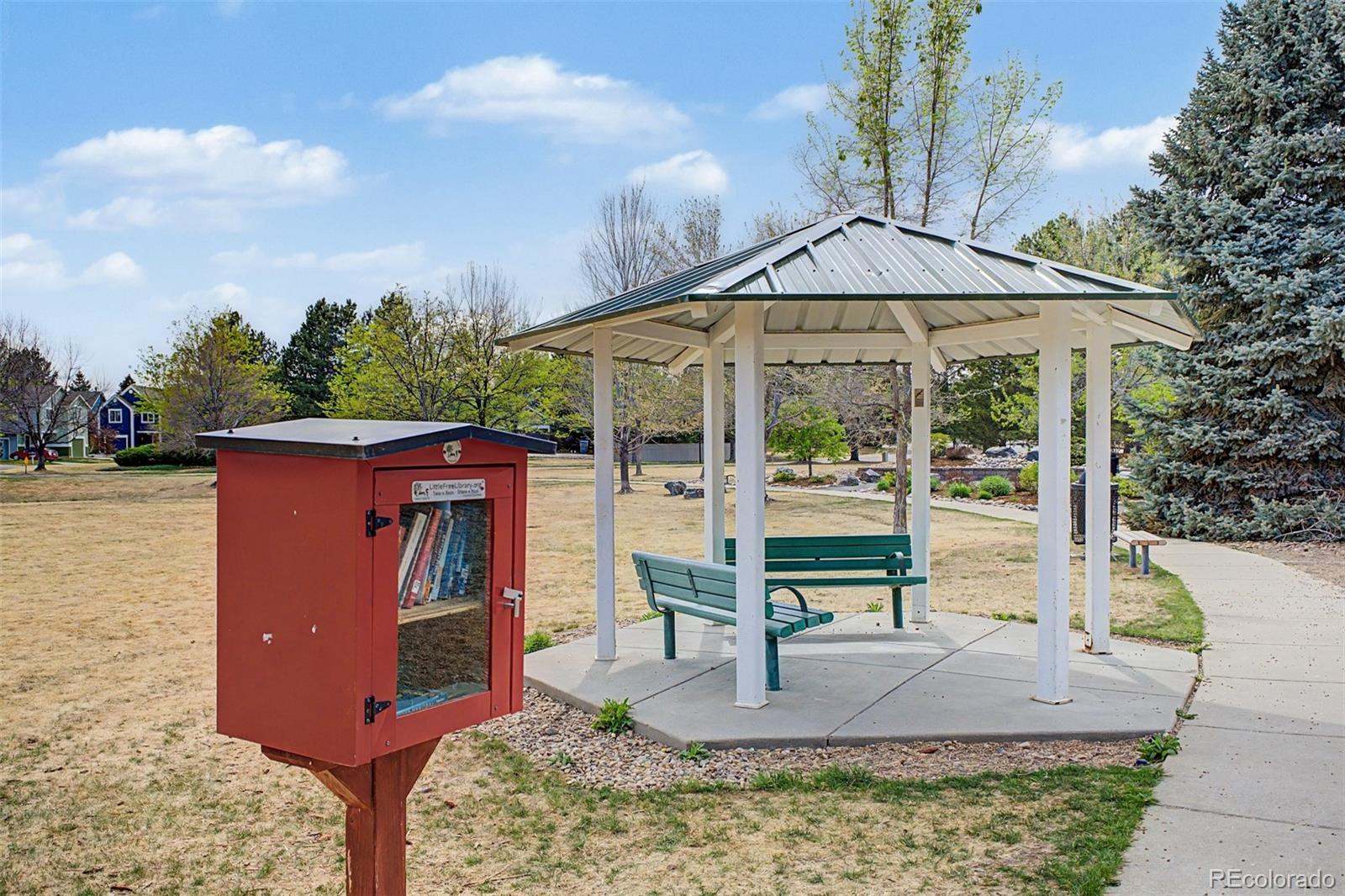 3851 Oakwood Drive Longmont CO 80503