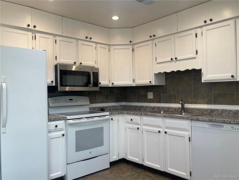 2617 S Cimarron Street Aurora CO 80014