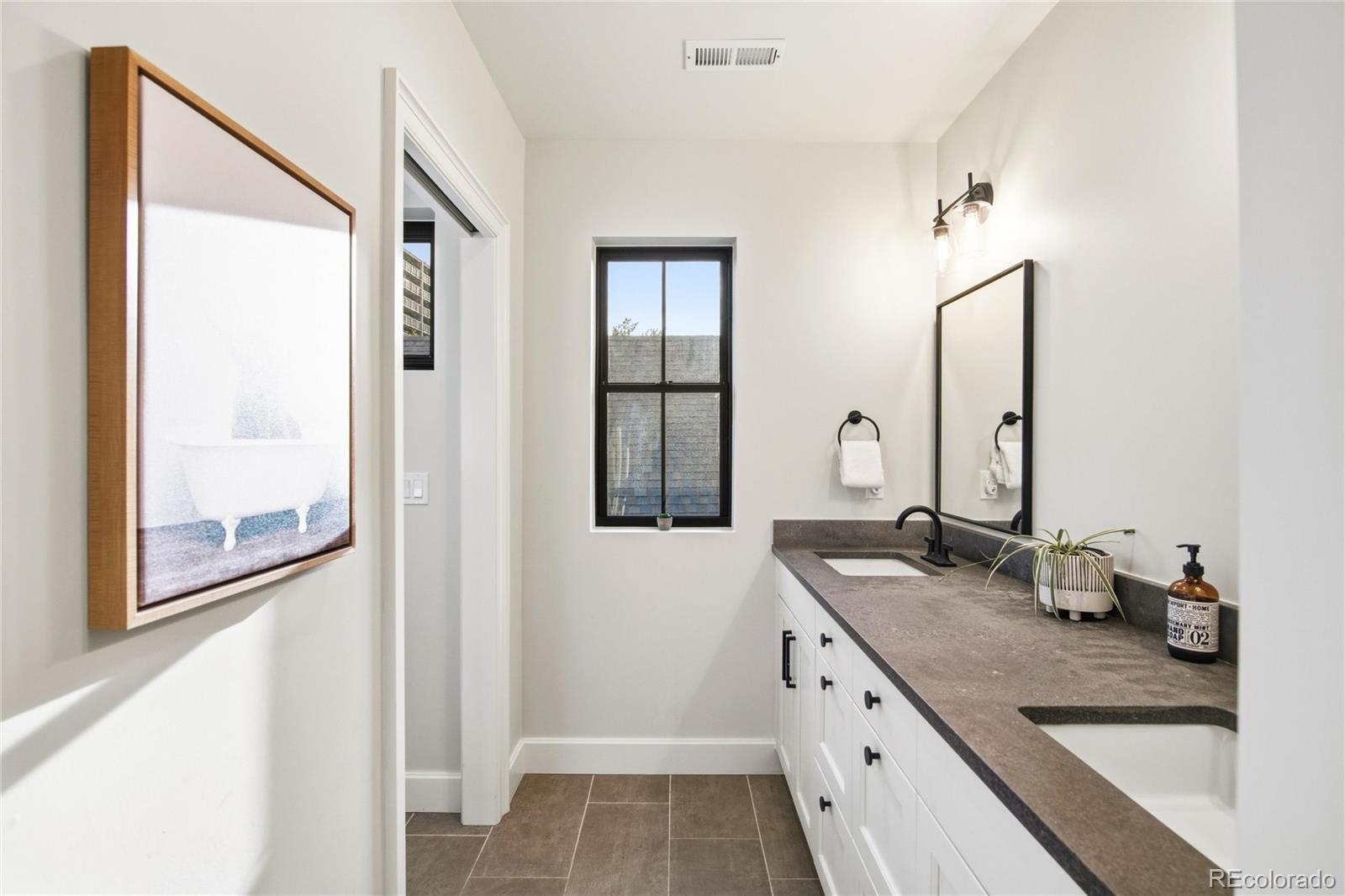 3364 W Moncrieff Place Denver CO 80211