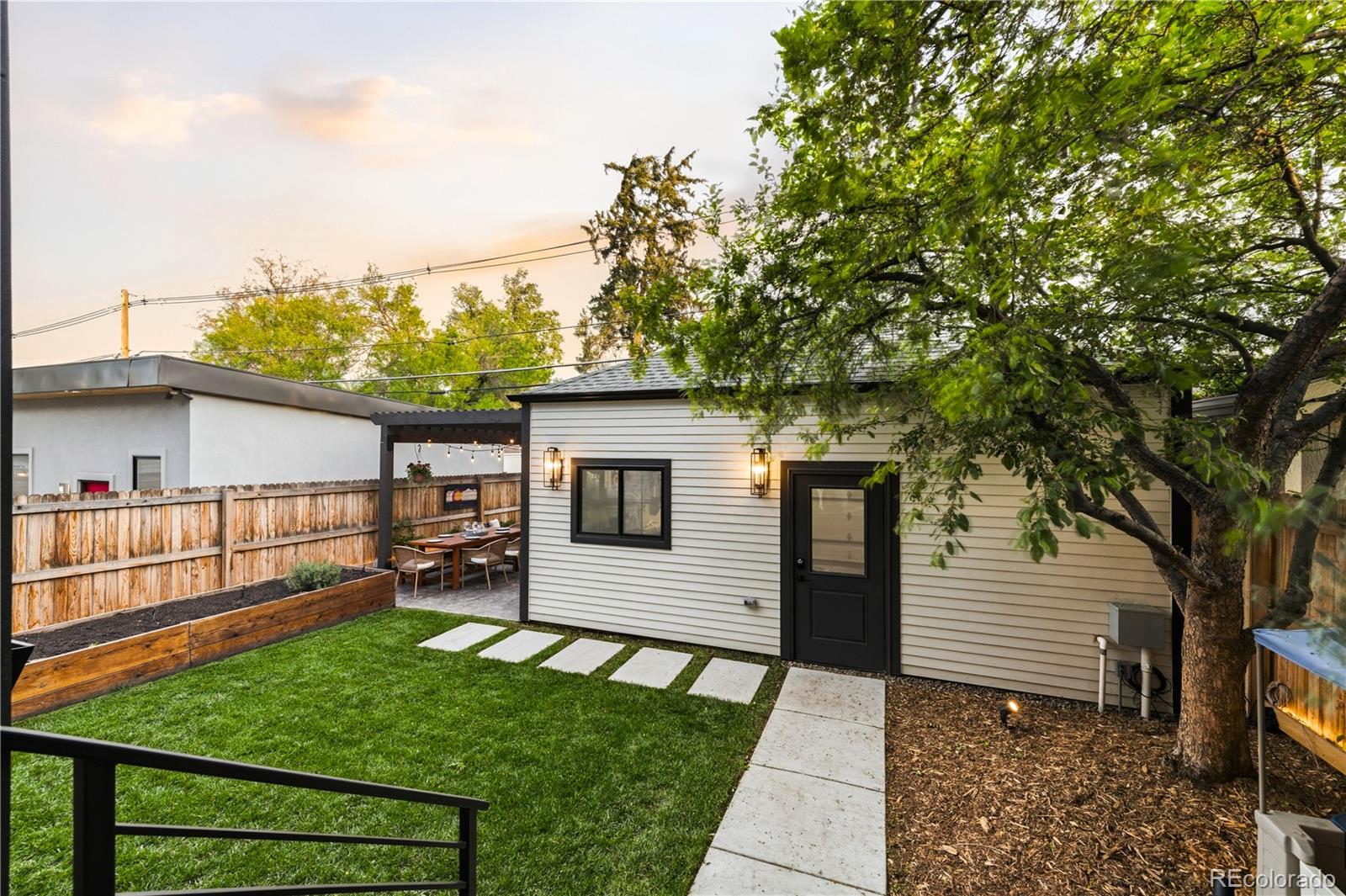 3364 W Moncrieff Place Denver CO 80211