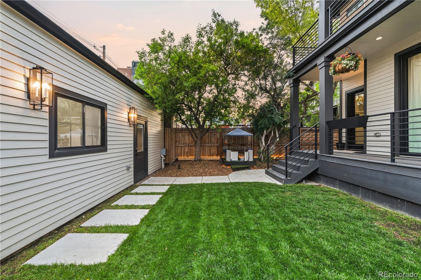 3364 W Moncrieff Place Denver CO 80211