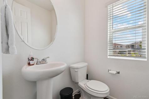 1627 S Andes Way Aurora CO 80017