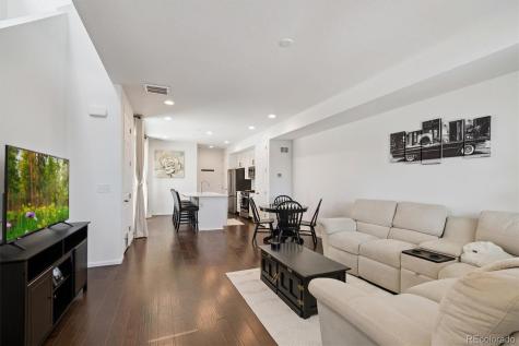 1627 S Andes Way Aurora CO 80017