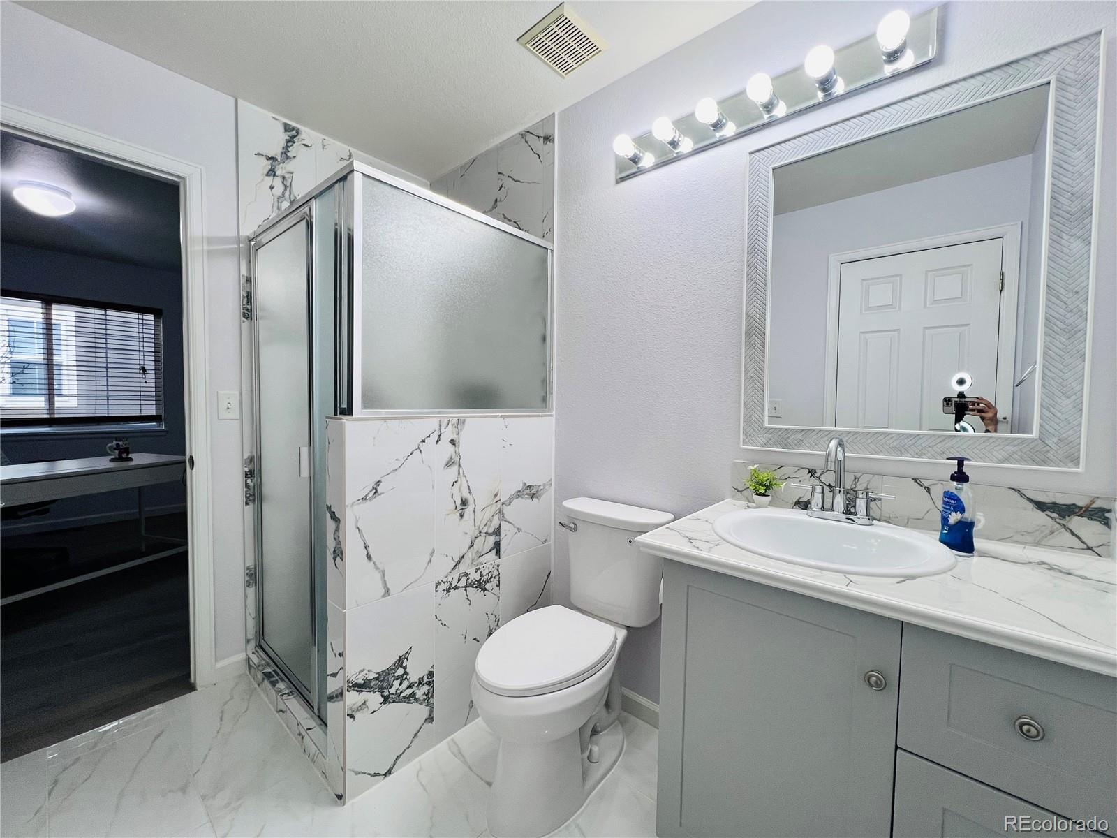 16184 E Hinsdale Avenue Aurora CO 80016