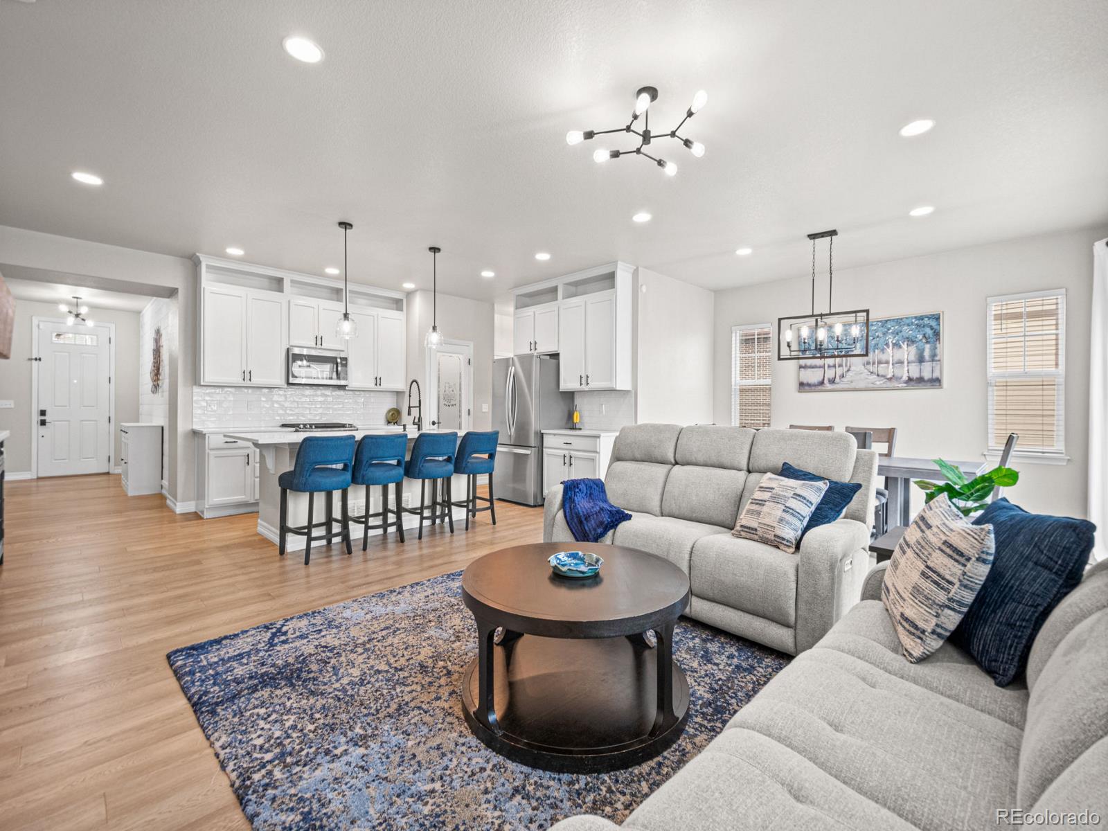 7379 S Shady Grove Way Aurora CO 80016