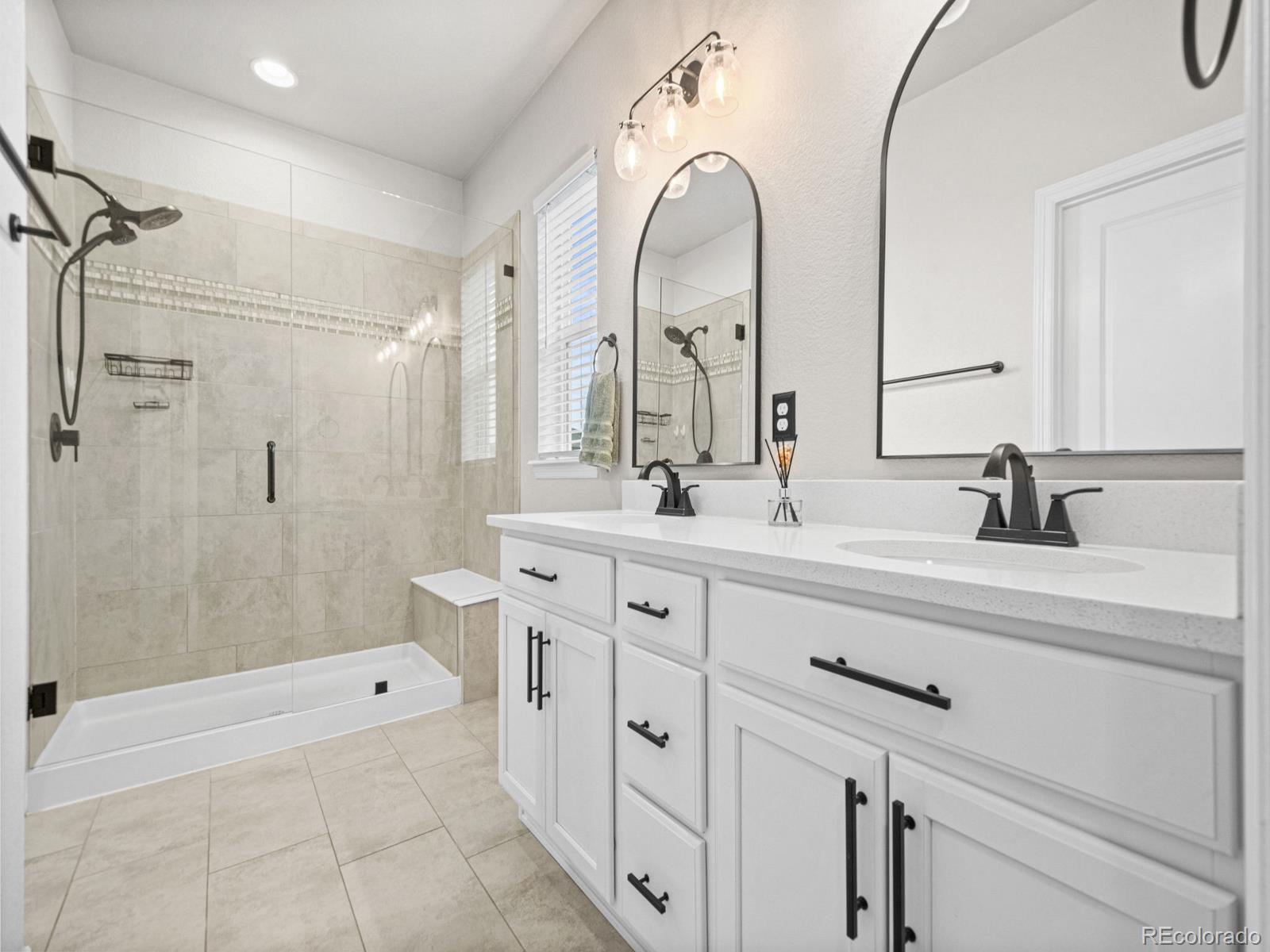7379 S Shady Grove Way Aurora CO 80016