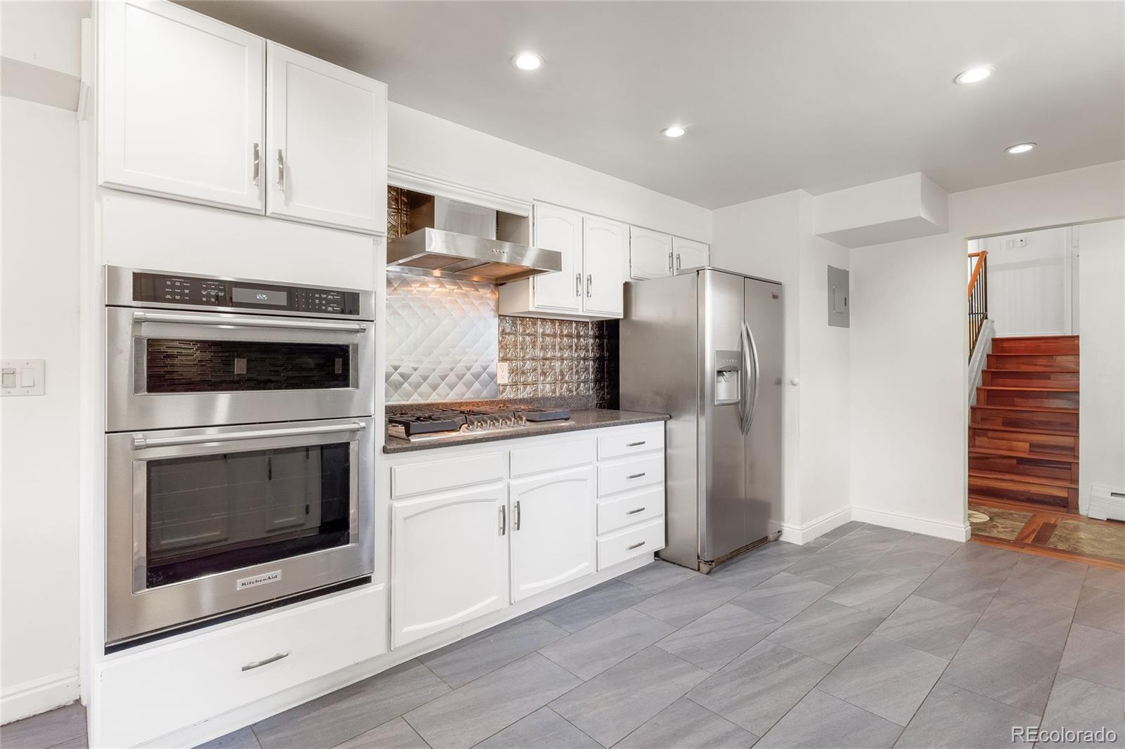 591 Nome Street Aurora CO 80010