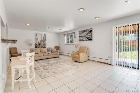 591 Nome Street Aurora CO 80010
