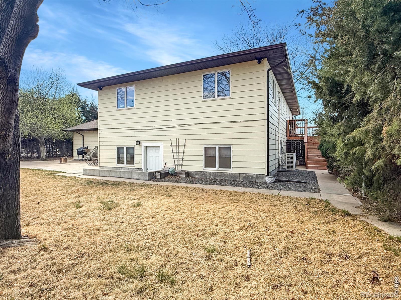 133 S Morlan Avenue Holyoke CO 80734