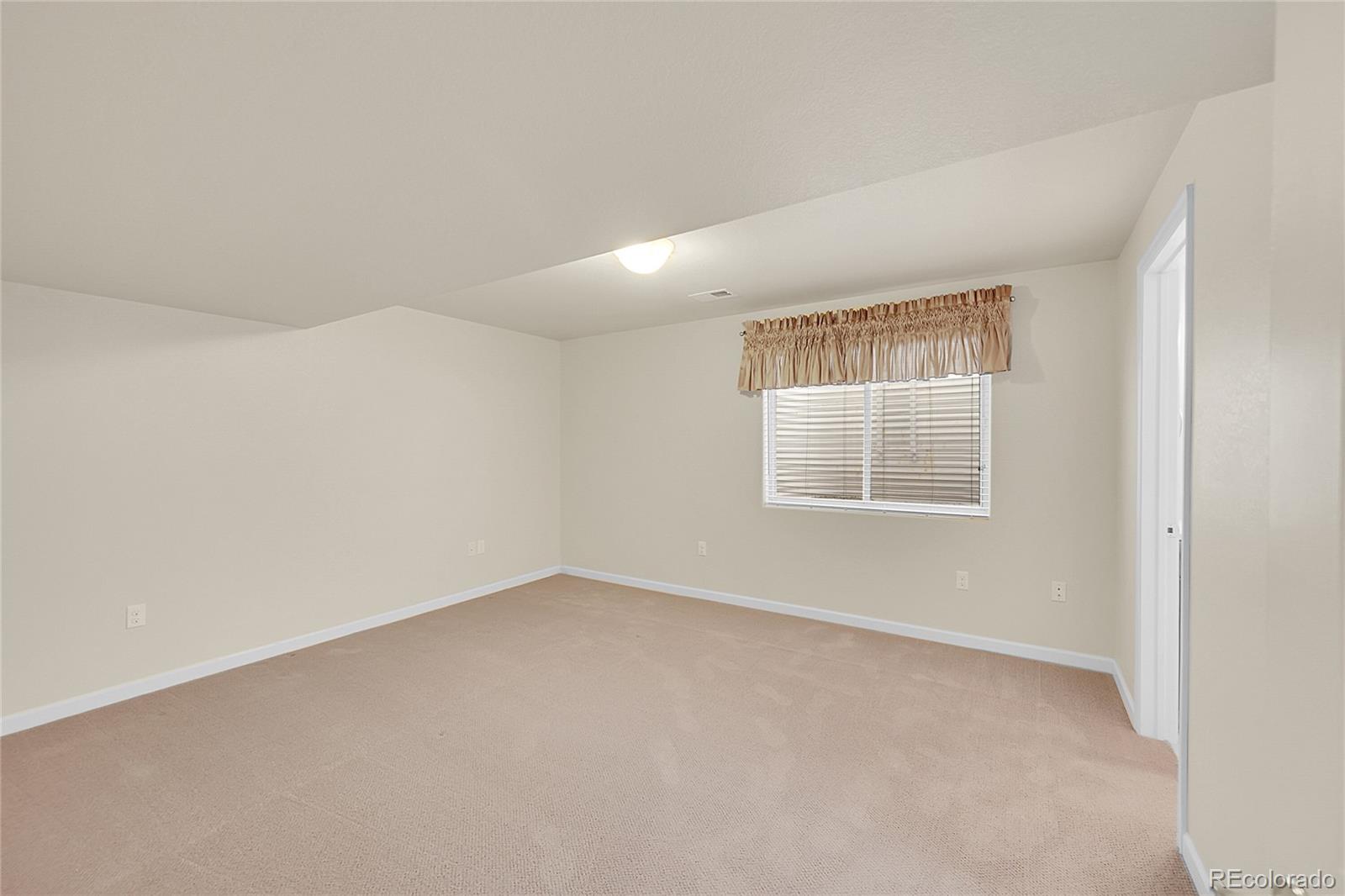 3729 Doral Drive Longmont CO 80503