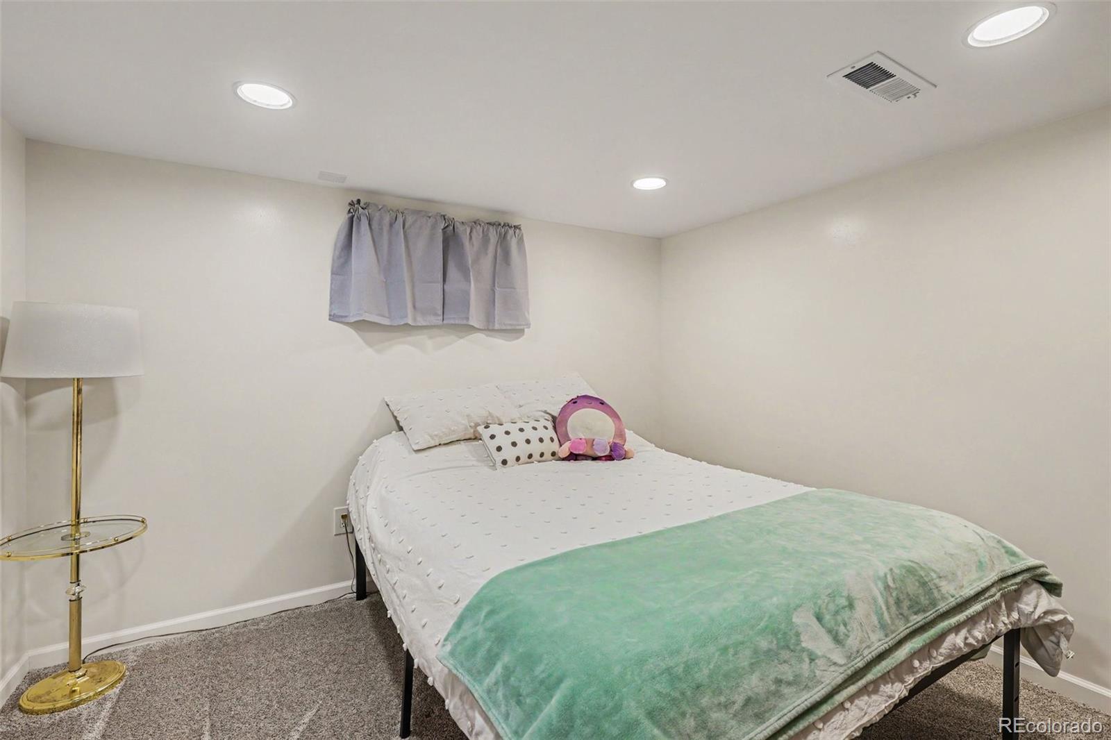3061 Worchester Street Aurora CO 80011