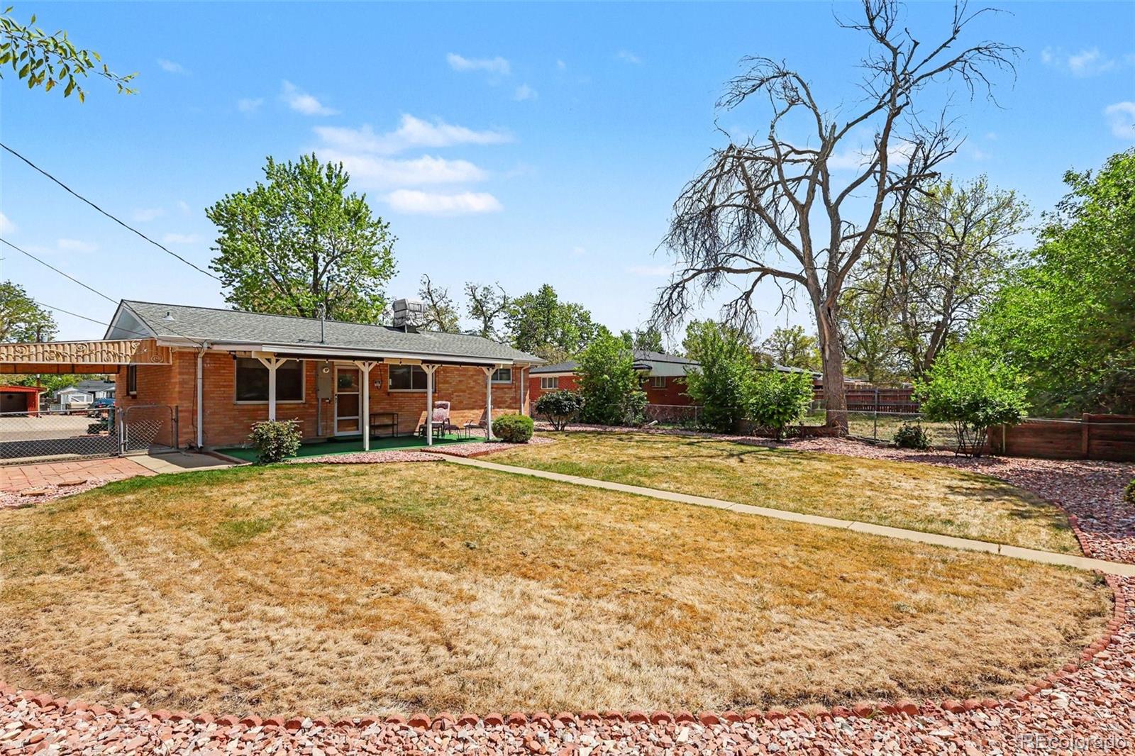3061 Worchester Street Aurora CO 80011