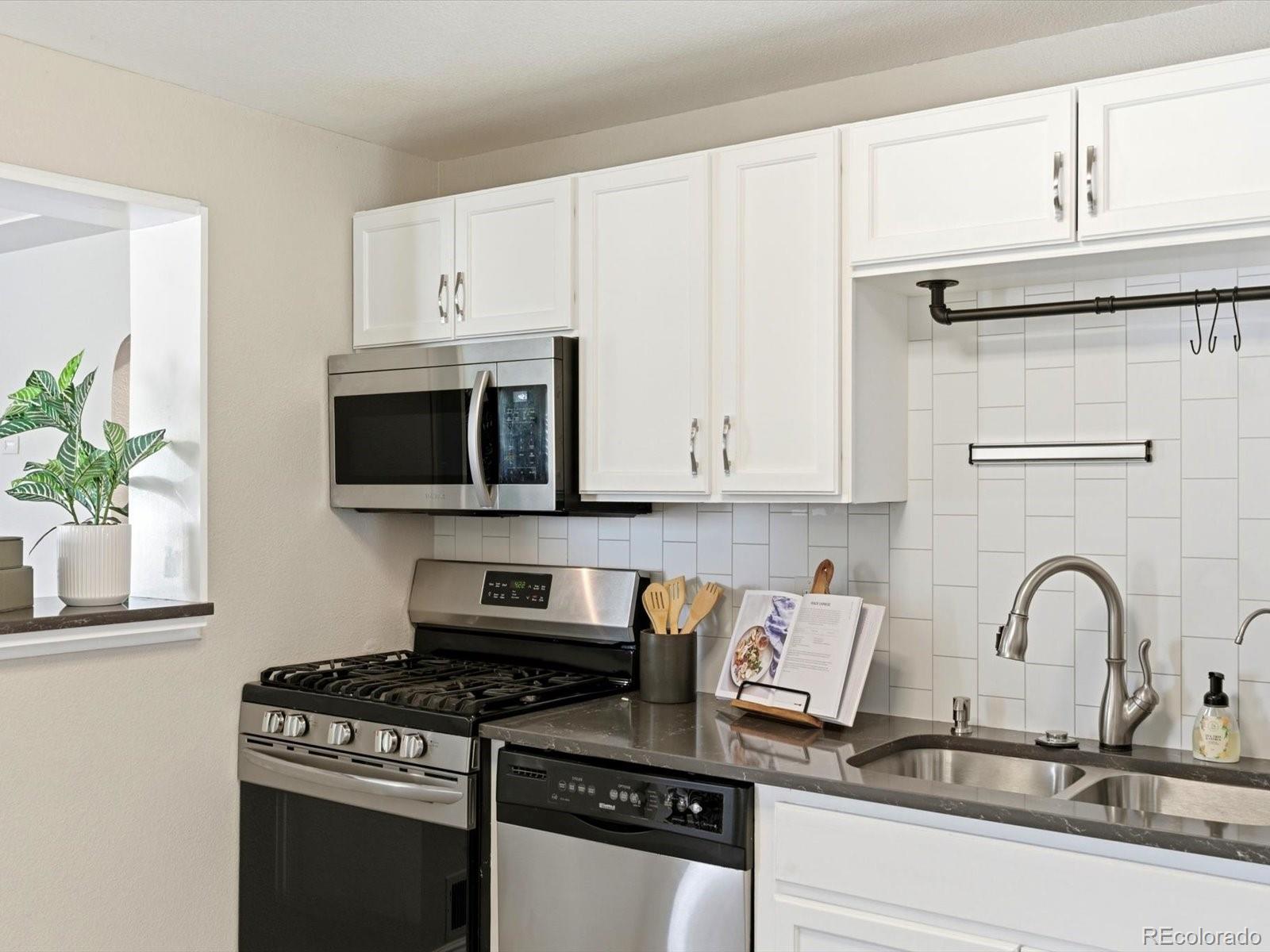 2746 S Irving Street Denver CO 80236