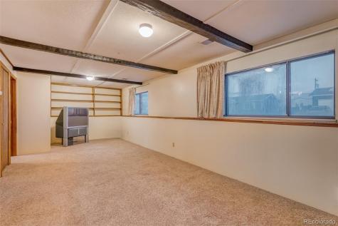 271 Birch Street Bennett CO 80102